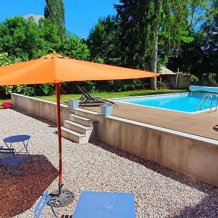 Maison Cimarron Bed & Breakfast Chateauroux-les-Alpes Dış mekan fotoğraf